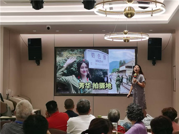 綿陽(yáng)中旅行假日旅行社舉行“什邡號.2025熊貓專(zhuān)列”旅游線(xiàn)路分享會(huì )